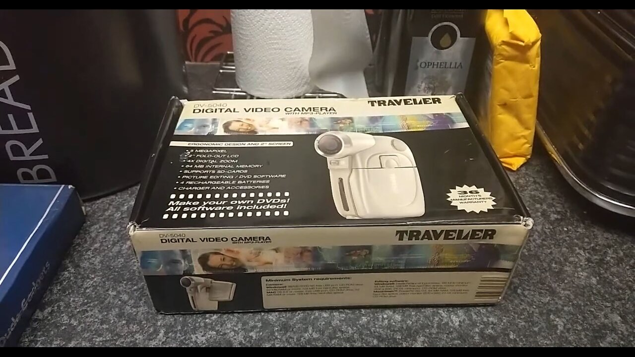 TRAVELER DV-5040 DIGITAL VIDEO CAMERA 📸 🎥WITH MP3 🎶🎧 PLAYER HAS A WINDOW TO A VIEW SMALL POCKET SIZE