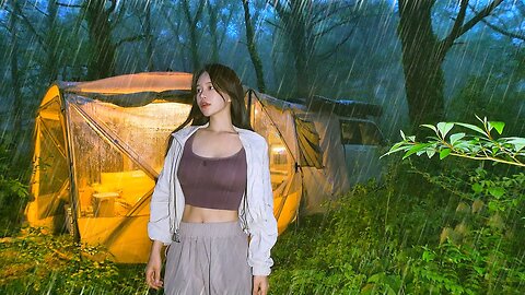 ☔️Trying to attach a tent to a small camper van in a jungle-like forest on a rainy day