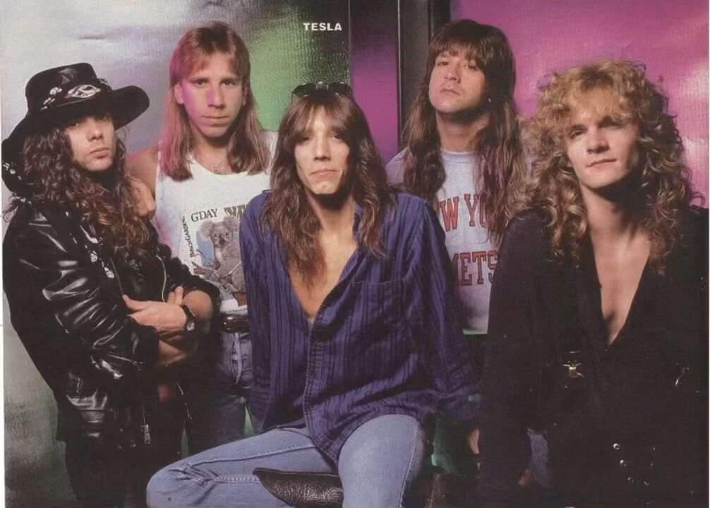 Tesla - Lazy Days Crazy Nights 🇺🇸
