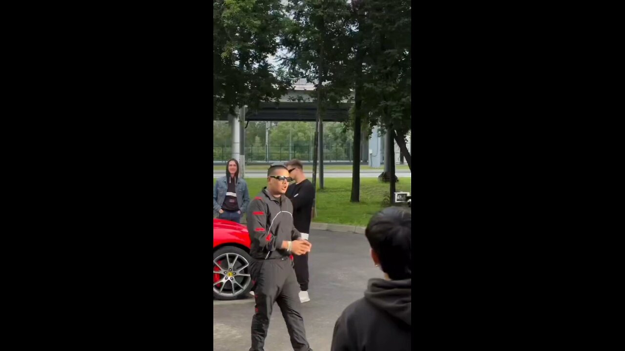 “Cadillac Escalade — Singers ka asli Flex Level!”