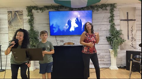 Glorious in Spanish, and ASL