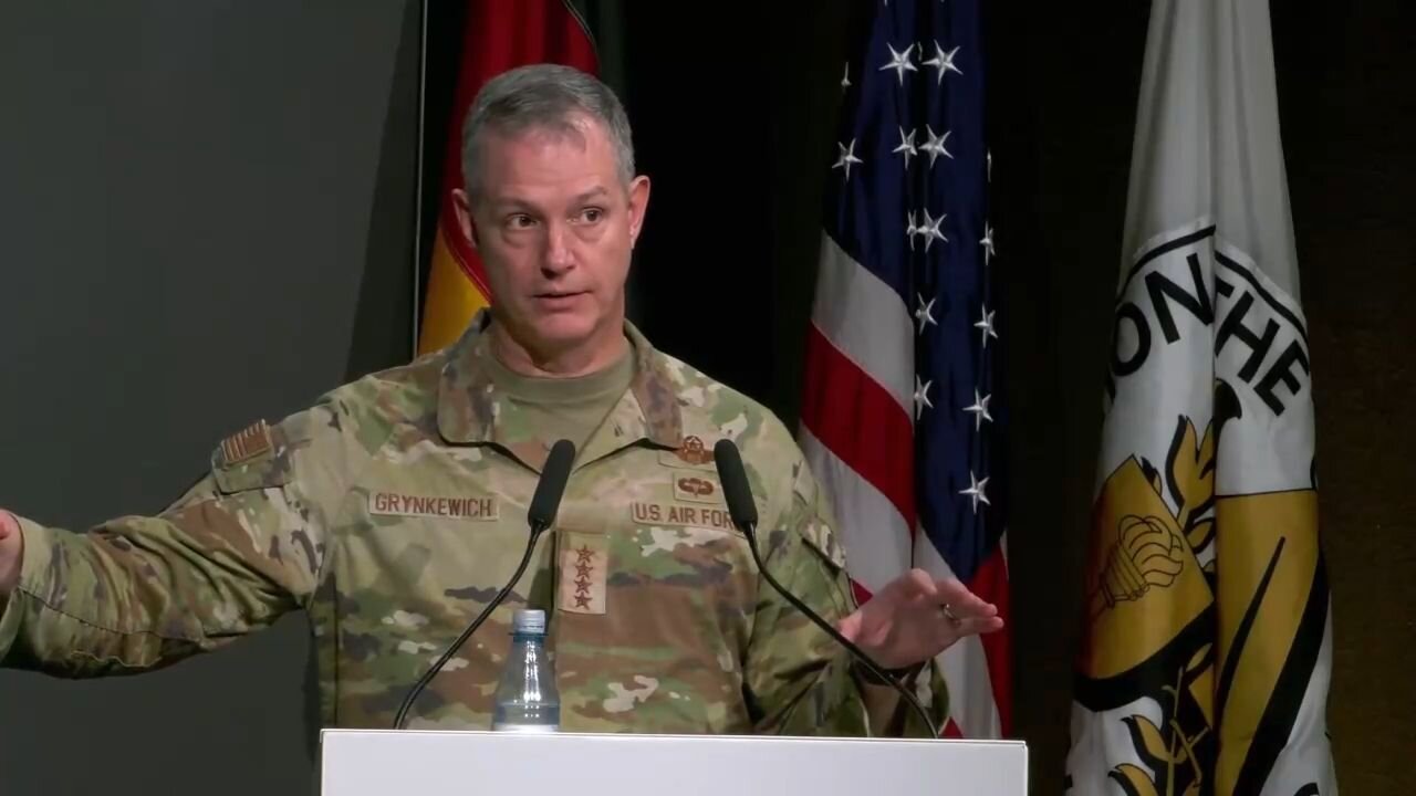 Podle nového vrchního velitele NATO rozpoutají Rusko a Čína válku proti Západu v roce 2027!