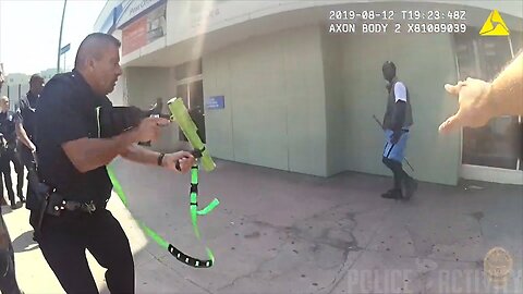 LAPD Officers Use Bean Bag Rounds To Arrest Suspect Armed With Metal Stick#3328