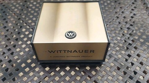 Vintage 1970s Wittnauer Electronic Transistorized Wristwatch ( REVIEW )