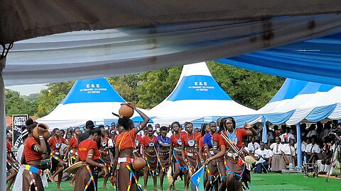 APUK LITH DANCERS