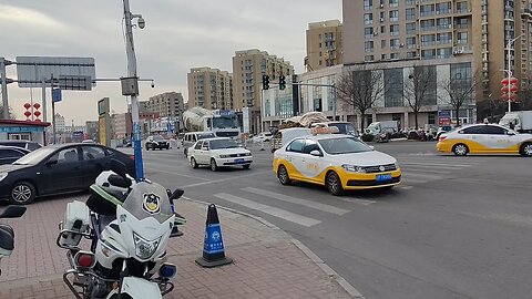 Heavy Road Traffic Causing Serious Movement Problems