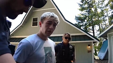 Teacher Laughs After RAPlNG Student