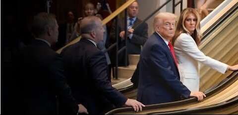 Melania Trump almost falls after escalator malfunctions at UN