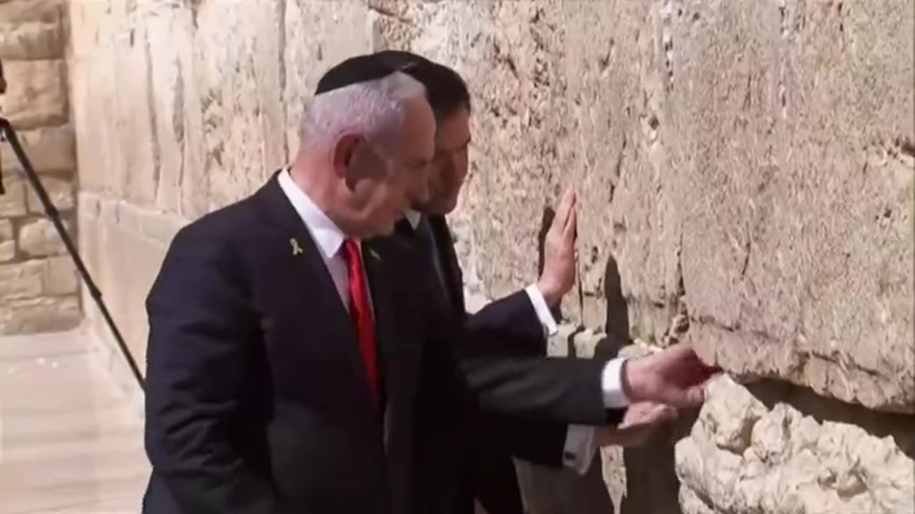 That old Roman wall again.. Your Secretary of State prostrates himself to his masters..