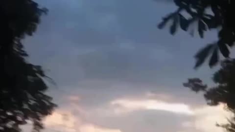 🤬 Chernihiv attacked by Russian strike drones — explosions can be heard in the city