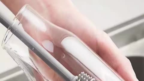 The Best Brushes for Your Glass Bottles