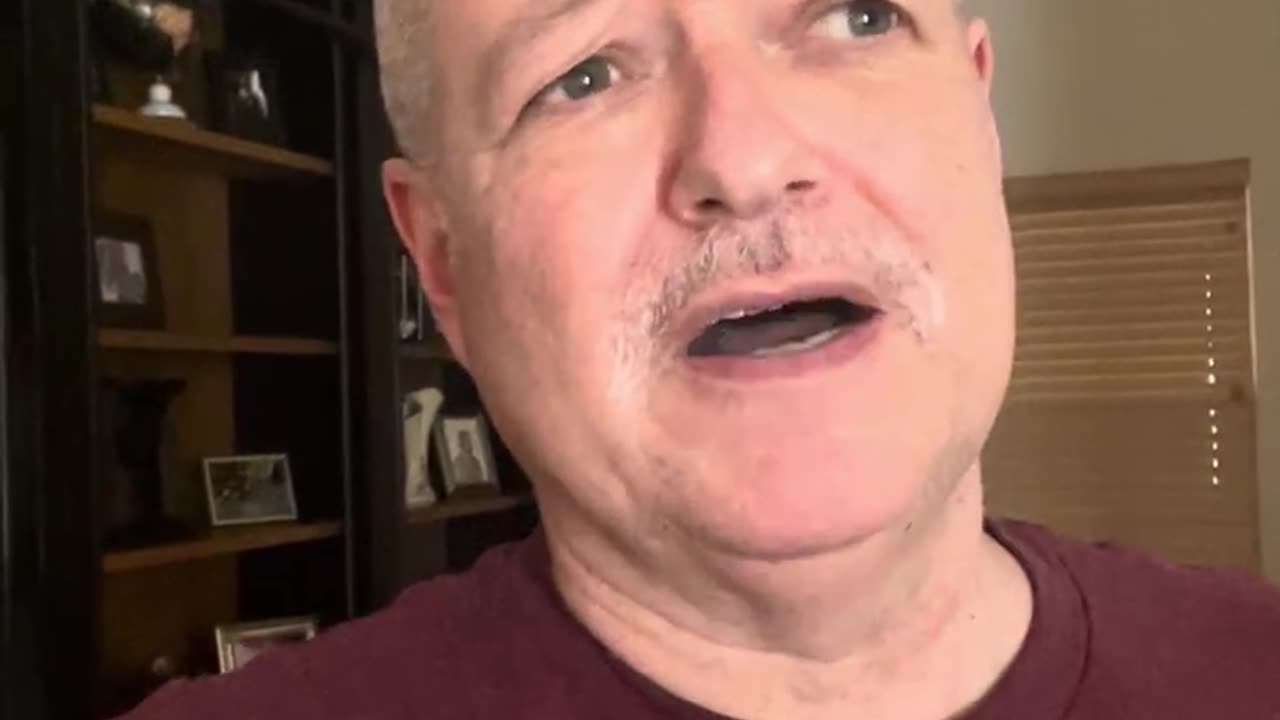 Kevin Murdaugh following the Upton Mainstream Dog Trainer playbook