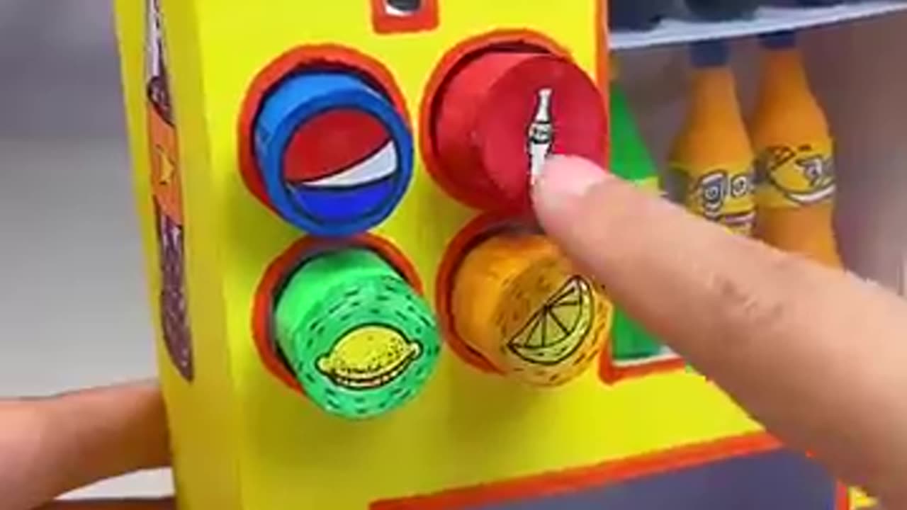 Shocking: Manual DIY vending machine | #diy #craft #handmade