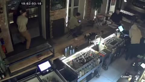 𝑳𝑶𝑳 𝑺𝒕𝒐𝒓𝒚 𝒄𝒂𝒖𝒈𝒉 𝒐𝒏 𝑪𝒂𝒎