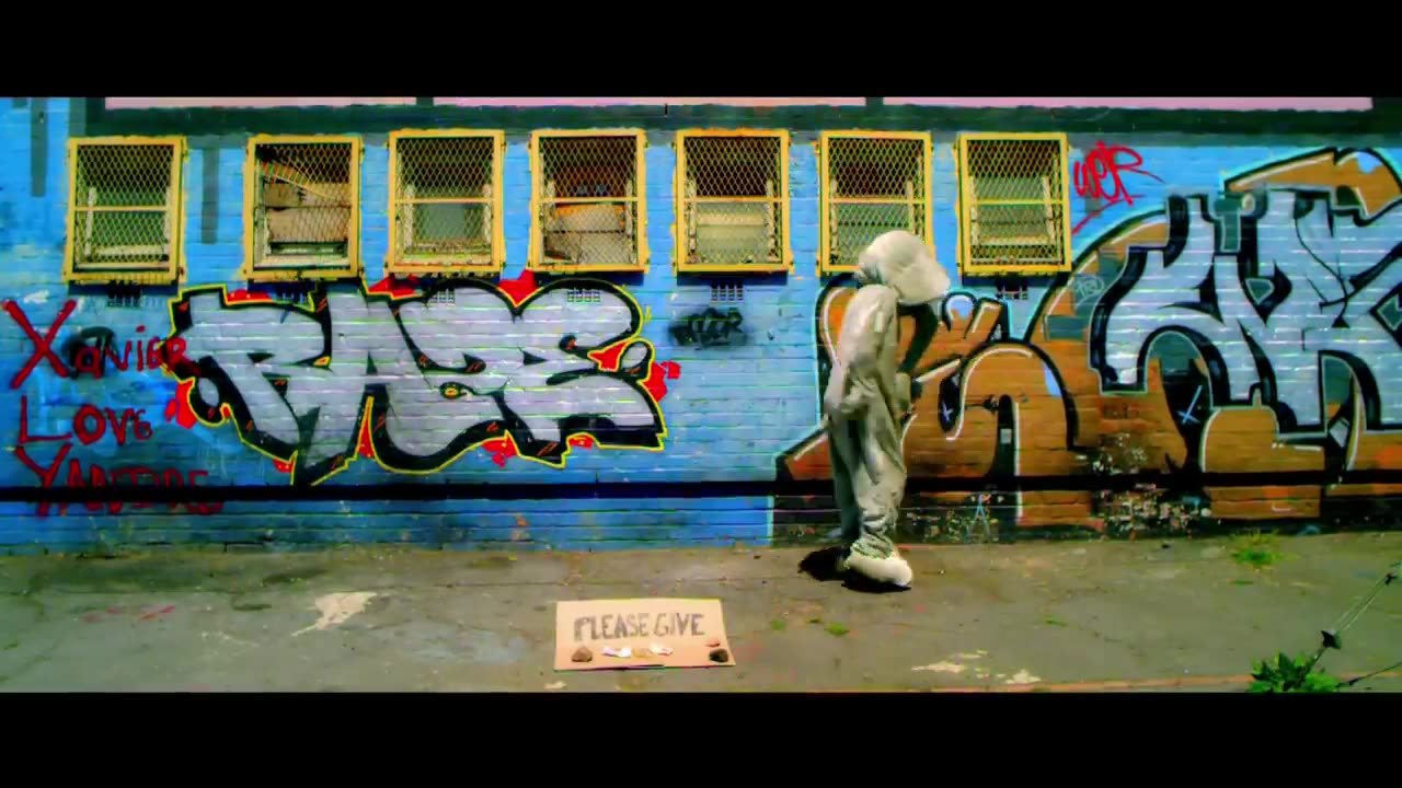 Coldplay - Paradise (Official Music Video)