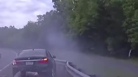 High Speed Car Crash, Police Officer barely made it alive.