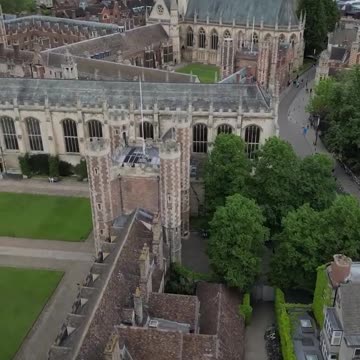 Forget expensive tuition fees. 🇩🇪