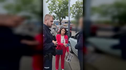 Mężczyzna groził bronią osobom, które rozdawały ulotki Karola Nawrockiego! ZOBACZ!