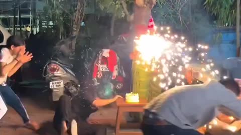 #दादी का बर्थडे 🎂 🤣 #HansiMazak #ViralReel #JustForFun #IndiaFunny #StreetComedy #InstaLOL