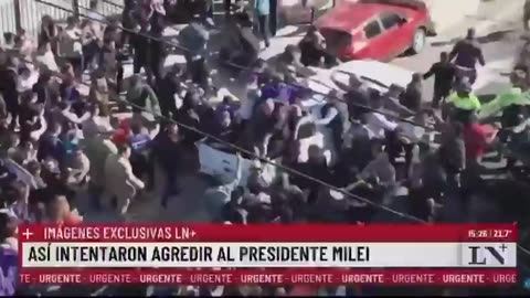 Hidhet gur në drejtim të presidentit të Argjentinës, Javier Milei rgohet nga tubimi la