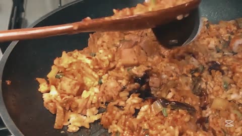 How to cook Kimchi Fried Rice