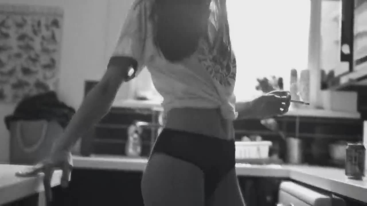 Pascal Junior - Holdin On (Radio Edit)