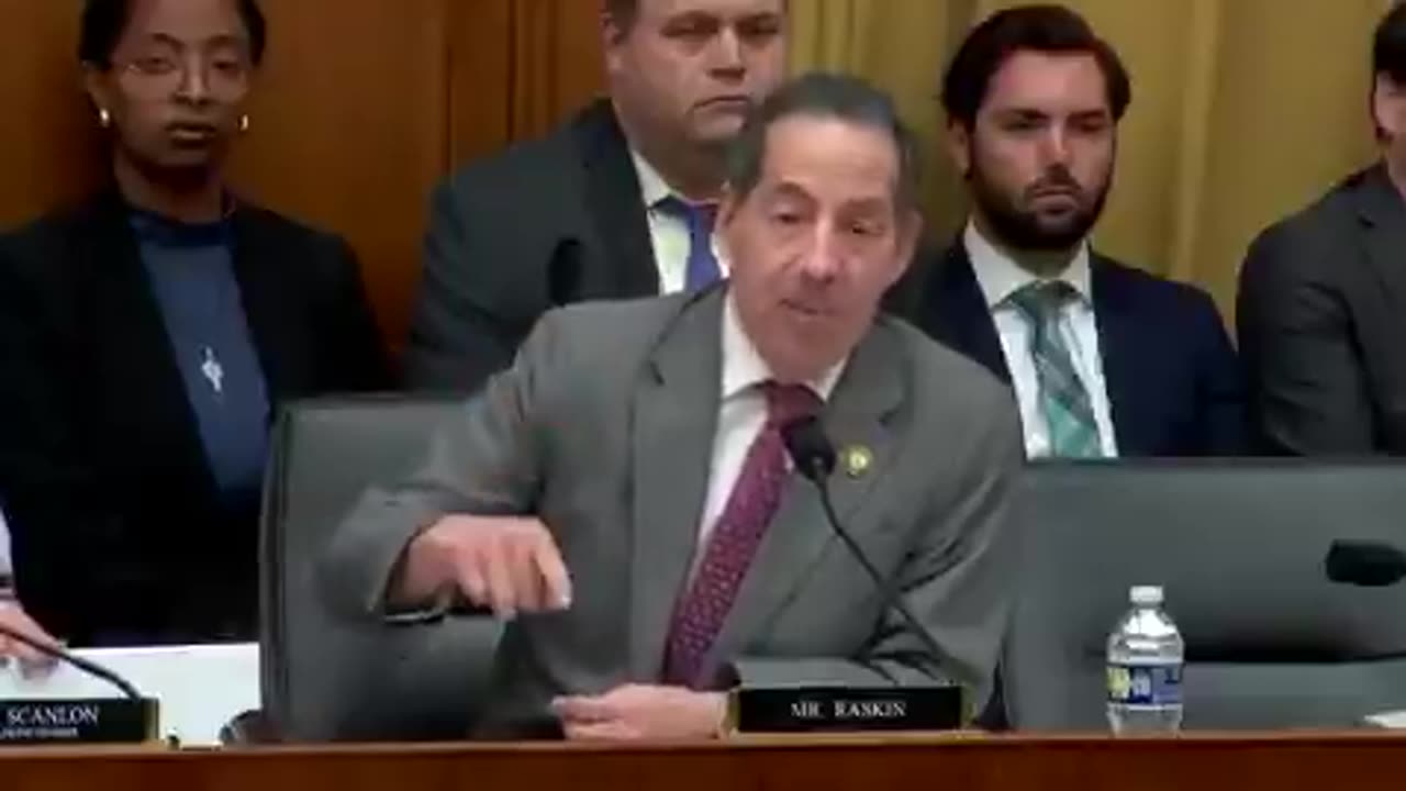 Jamie Raskin: Bring Back the Gangsters Trump Deported!