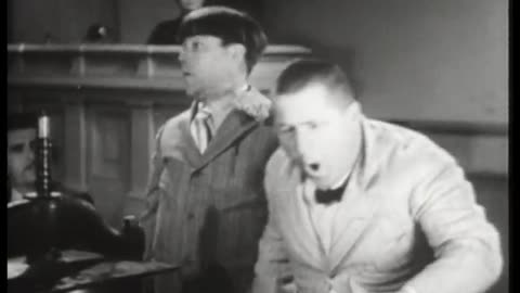 Disorder in the Court (1936)