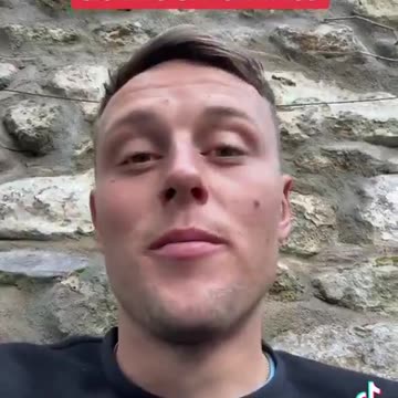 🇬🇧🏃‍♂️British troops are SIGNING OFF EN MASSE