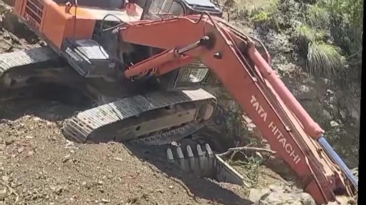 JCB Fixing Hill Suddenly Tumbles Down! 😱🚜