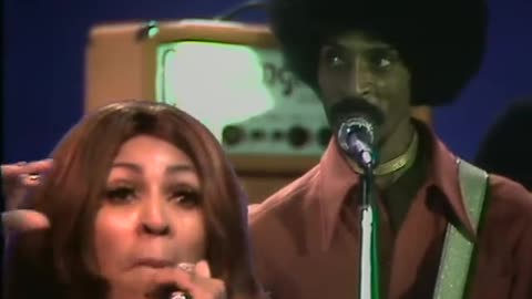 Ike Tina Turner - Proud Mary (1971) LIVE