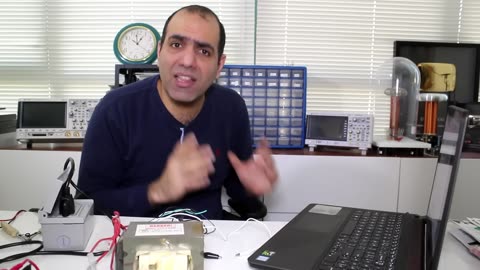 How a Fluorescent Lamp Turns On