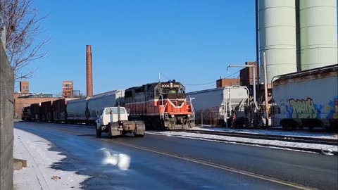 Providence & Worcester GP38-2s 2006 & 2008 running PR3 on the Pawtucket line. 13° @ engine house.