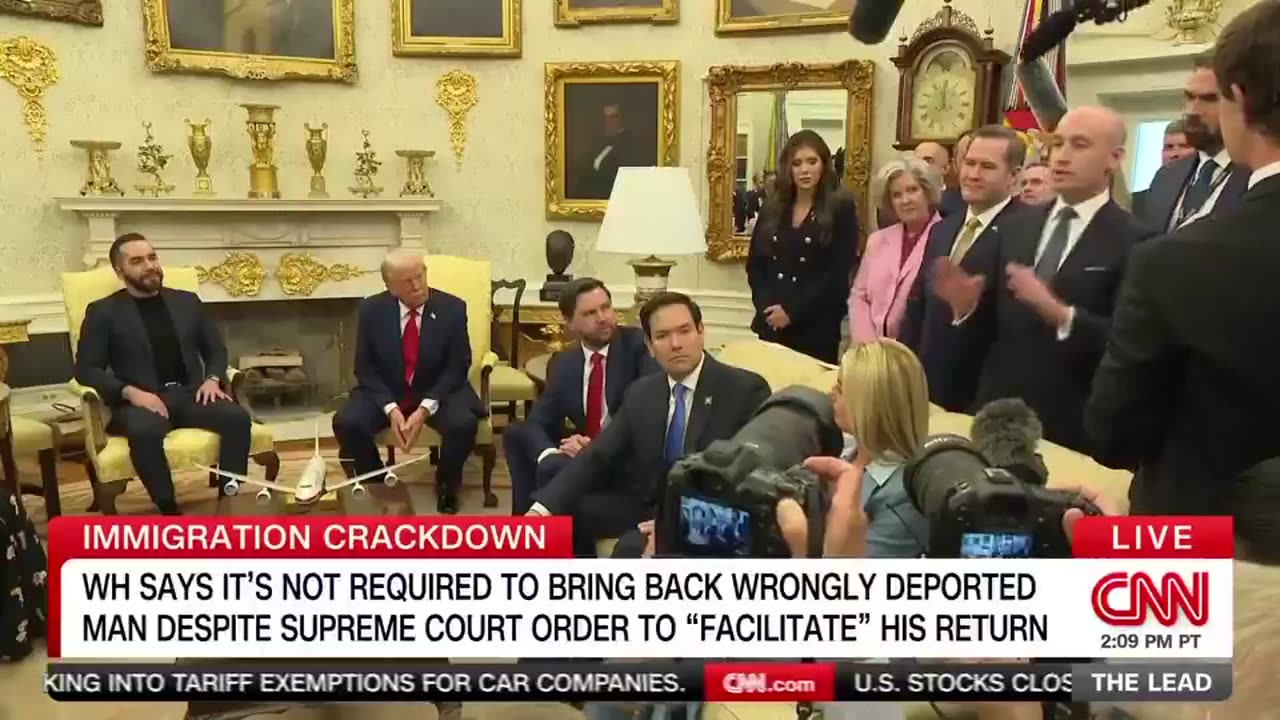 Chief legal correspondent Paula Reid goes on the news and says Trump is *NOT* violating