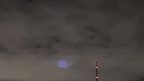 🛸👁️ SHOCKING: US Navy Pilot Captures UAP Over USA! #uap #ufo #alien #usa_tiktok #viralvideos | TheTr