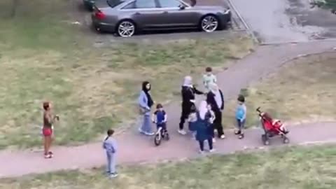 Islamic criminal attacks defenseless German woman in neighborhood overrun by Islamists.