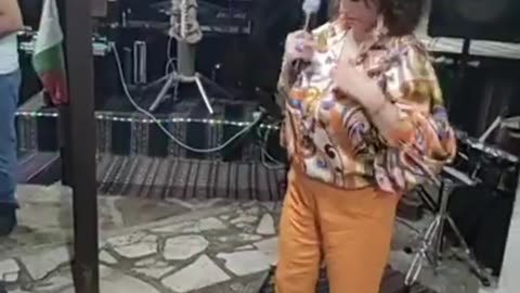 Нина Иванова: Завъртяла Мара черните си очи 🙂 Събор в Поповица.