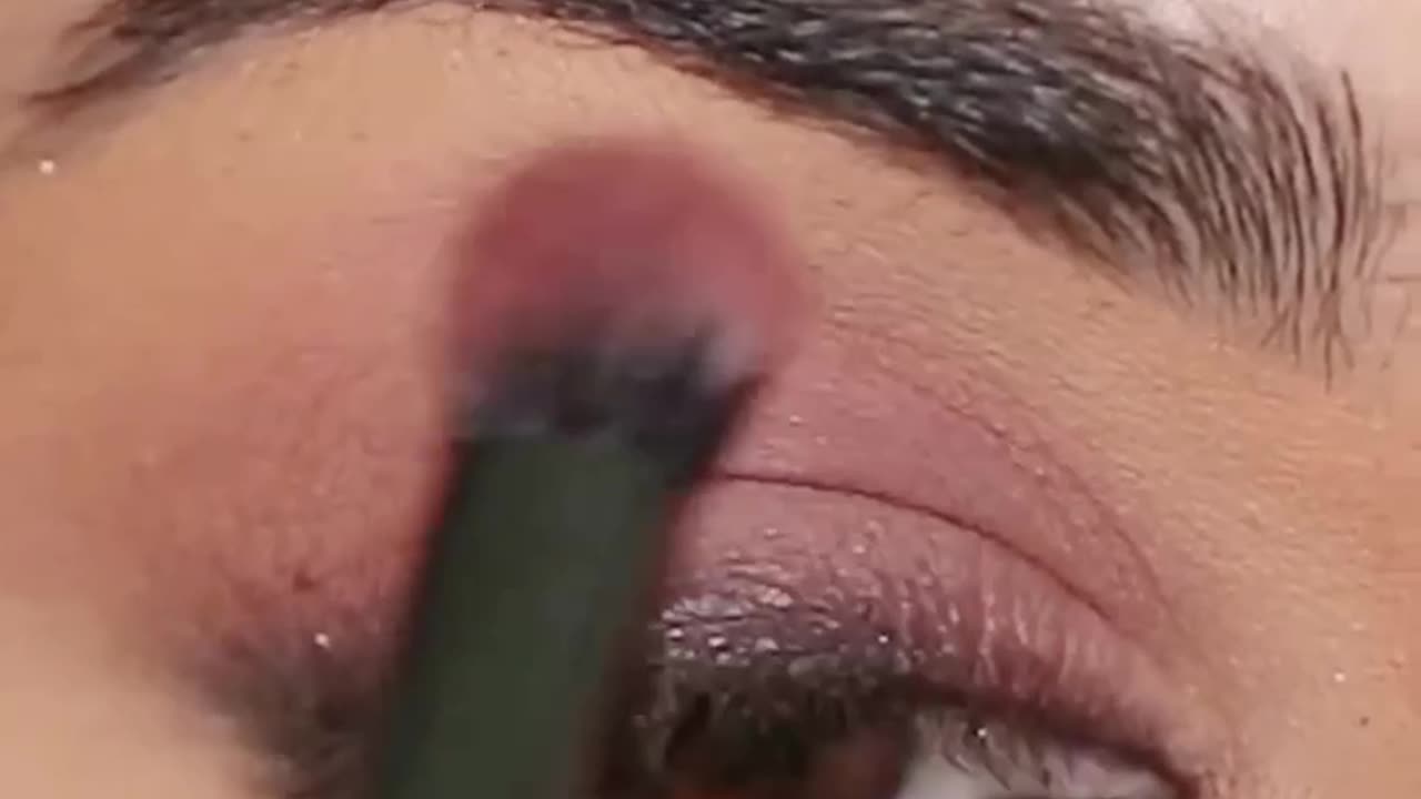 Recreate the look #rumble #makeup #top #breaking news