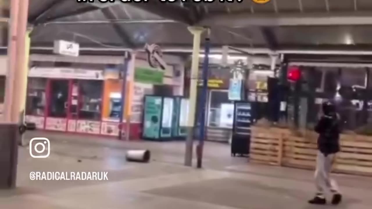 Austria: Coudenhove Kalergi importees blow up a drinks machine to rob it...