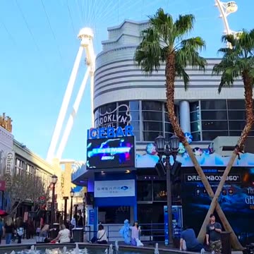 LinQ Promenade Las Vegas 🎡