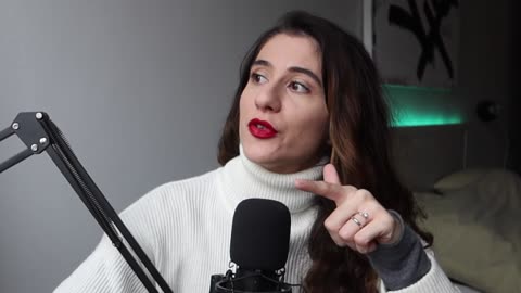 One year of being barefoot how my life changed 7 barefoot benefits (Loser Ana Deleted YouTube Video)