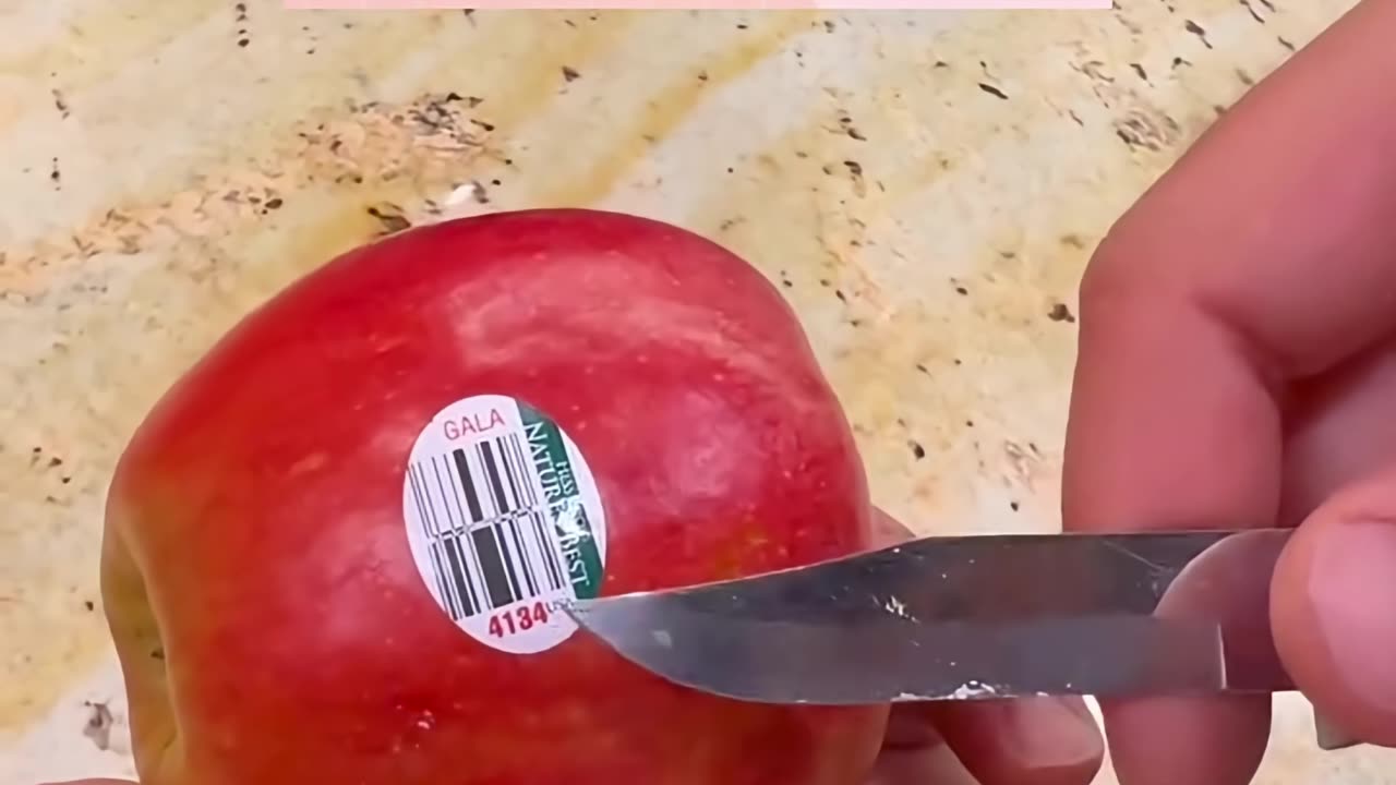 TOP! Read this before your next grocery run! 🛑That little sticker on your fruit- STAY HEALTHY