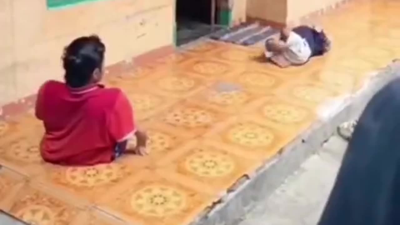 The greatest roundhouse ever