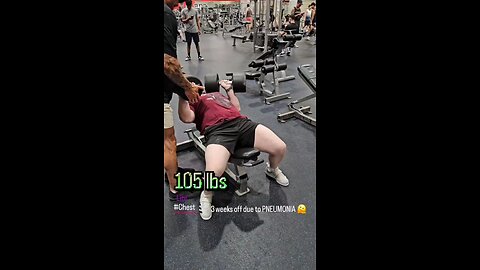 105lbs Incline DB Press (Lite) | #fitness #shorts #chest 💪