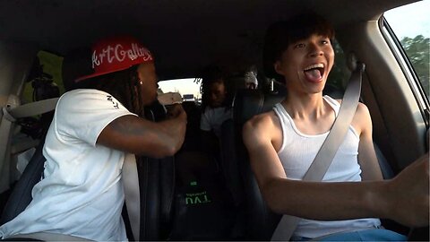 Kai Cenat Yells at Rakai for Not Wearing Seatbelt