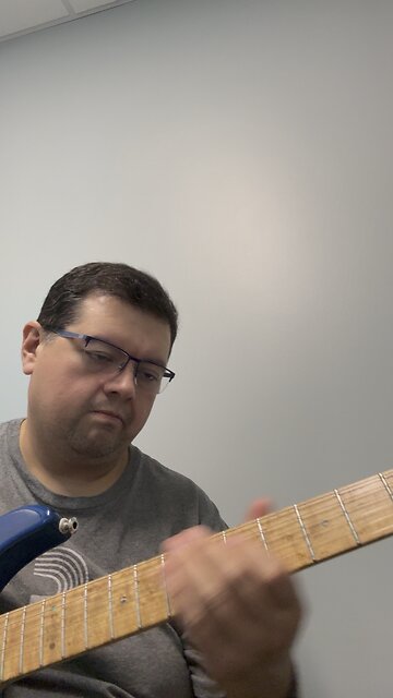 Combining Am7b5 pentatonic licks
