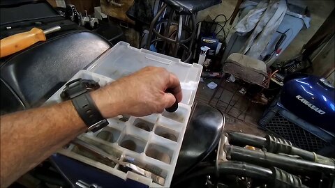 Valve adjustment 2