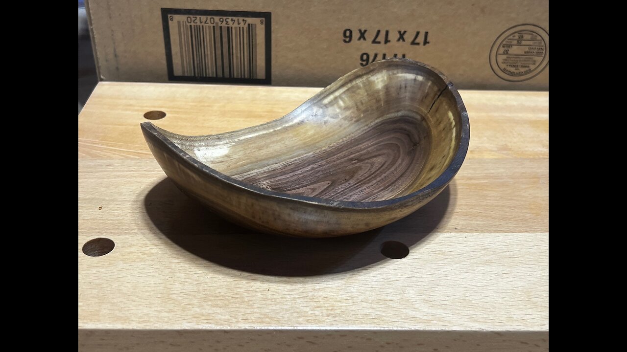 NATURAL EDGE WALNUT BOWL