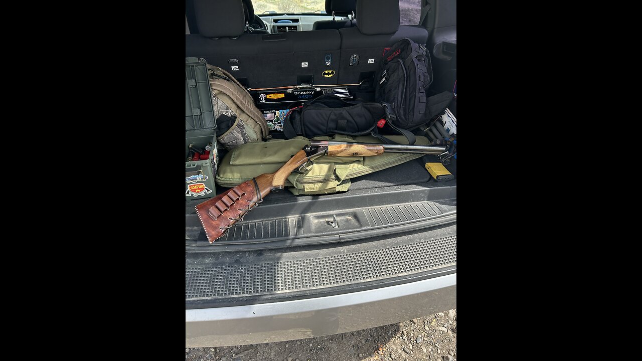 Double barrel shotgun