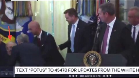 The man who collapsed is Gordon Findlay, Director of Novo Nordisk, manufacturer of #Ozempic